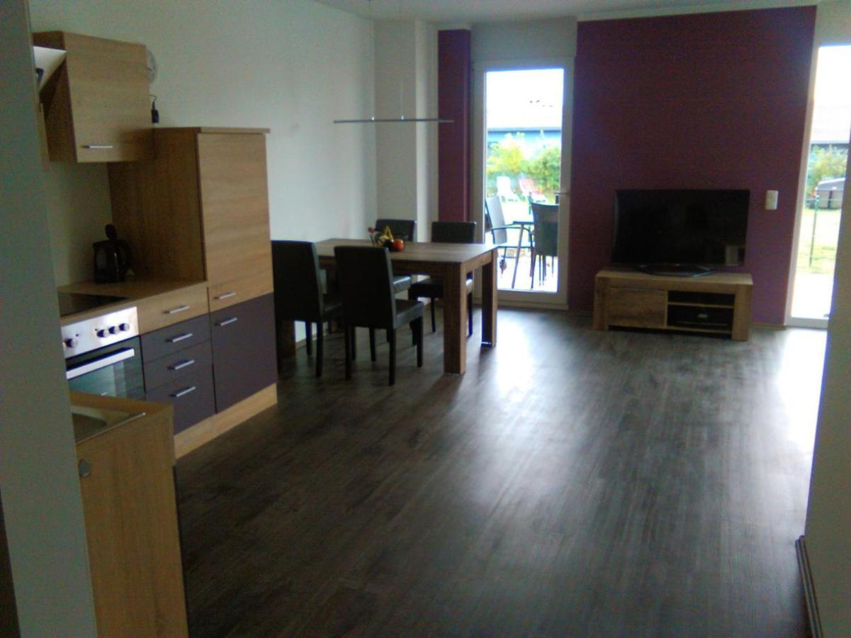 Ferienwohnung Am Seglerhafen Peenemunde Ngoại thất bức ảnh